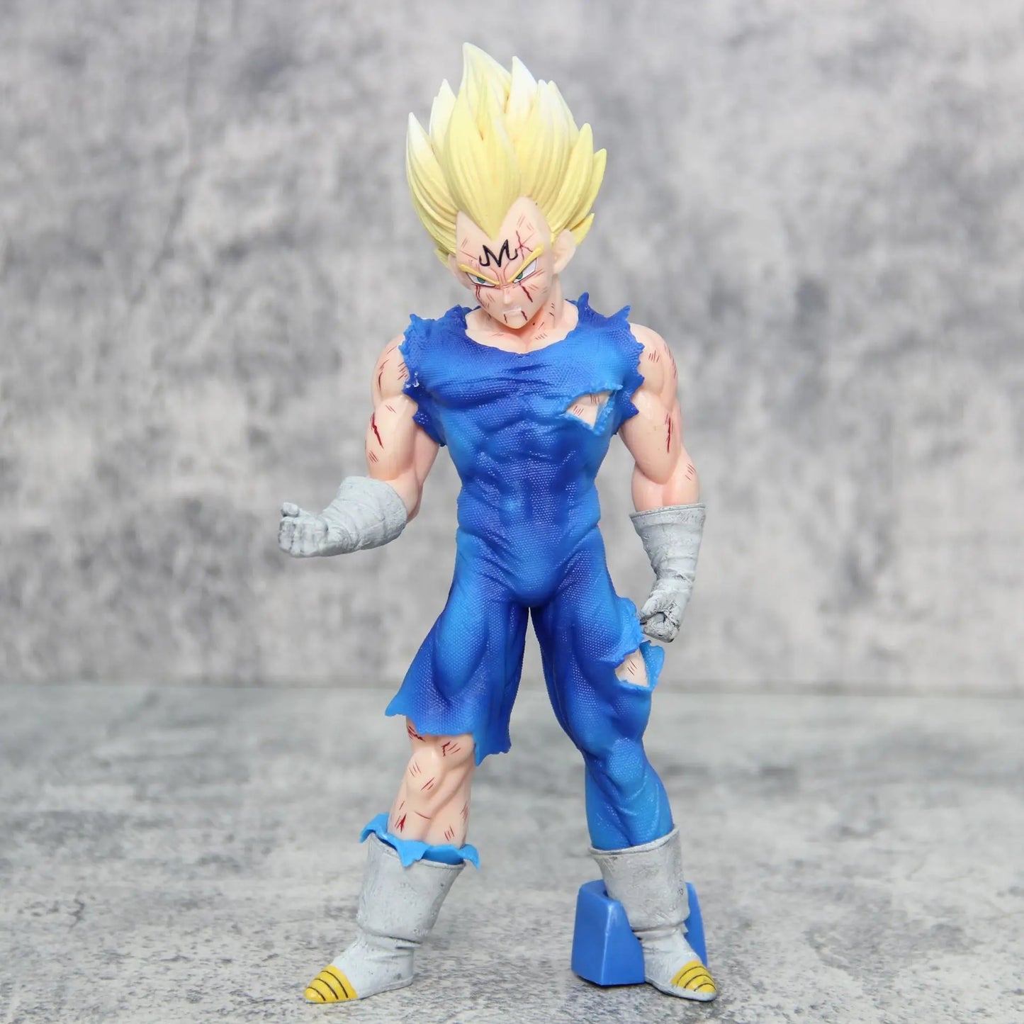 Figurine Dragon Ball Z Super Saiyan Prince Vegeta Modèle de posture debout