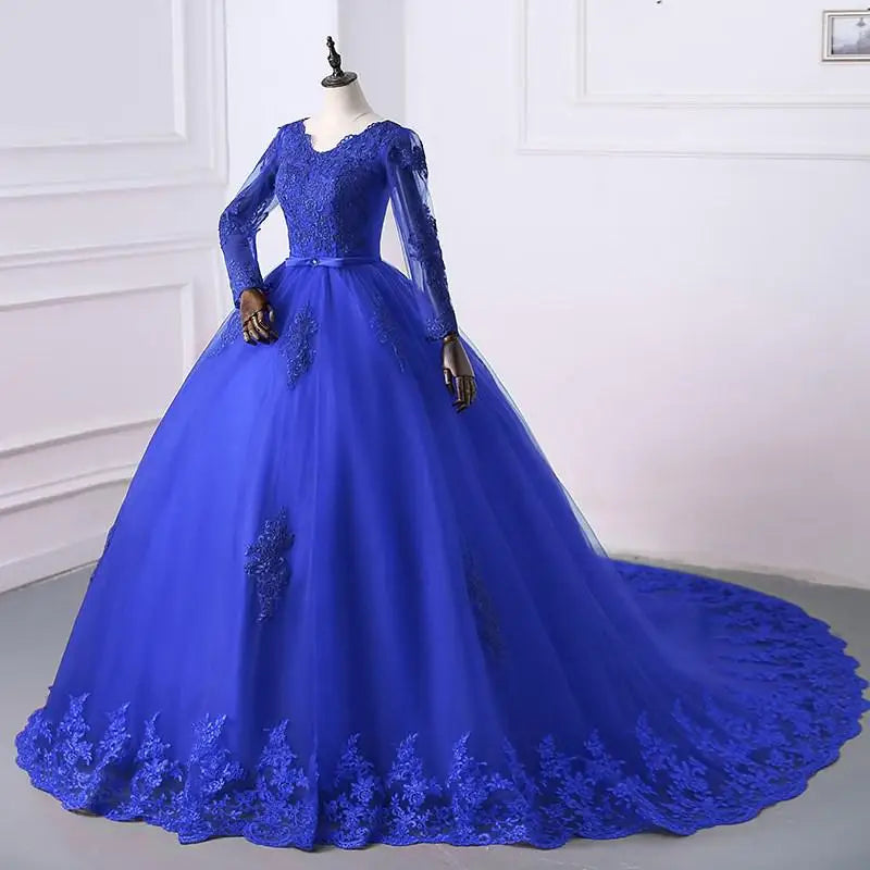 Robe de mariée à manches longues et col en V avec traîne de princesse robes de mariée classiques